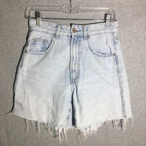 Womens Stradivarius Shorts Butt Rip Casusl Summer Spring Closet Staple Denim